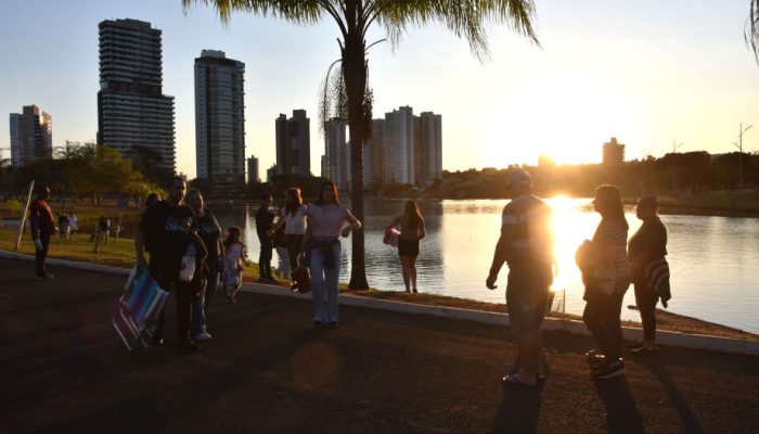 Semana deve ter calor a tarde e temperaturas mais baixas a noite - Foto: Gerson Oliveira / Correio do Estado