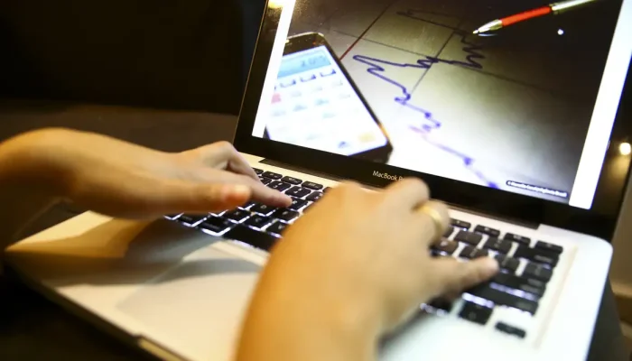 Informação e comunicação apresentam maior impacto positivo/© Marcelo Camargo/Agência Brasil