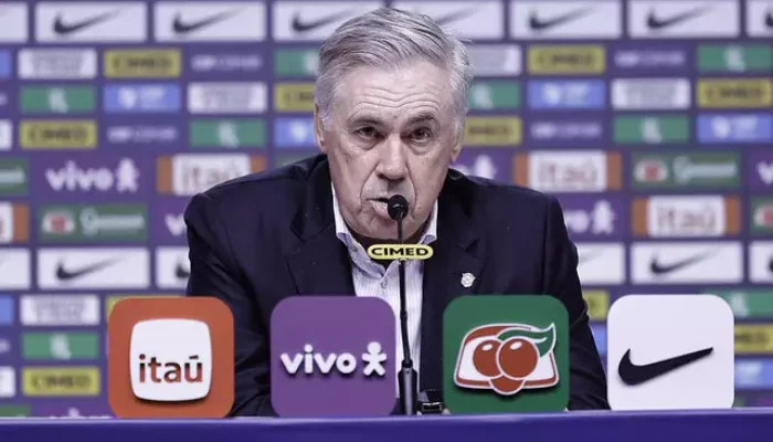 Técnico Carlo Ancellotti durante convocação da Seleção Brasileira (Foto: @rafaelribeirorio / CBF)