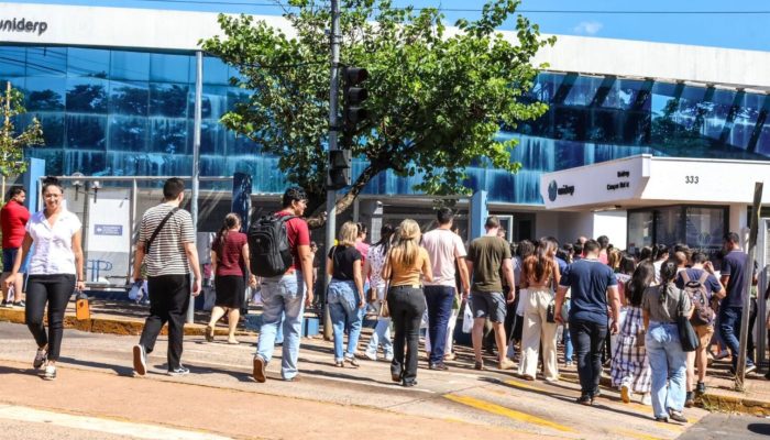 Concurso em Campo Grande. (Foto: Nathalia Alcântara, Midiamax)