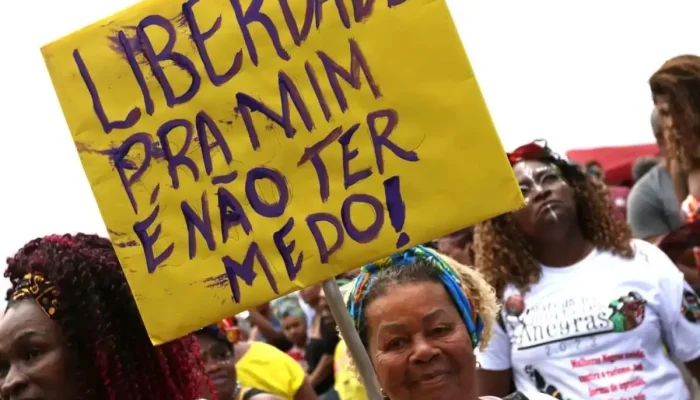 Segundo os dados do ministério, mulheres negras são maioria entre os casos de violência contra mulher. – Foto: Agência Brasil