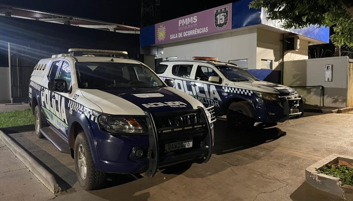 O autor foi algemado para garantir a segurança da equipe, de terceiros e dele próprio, sendo conduzido à Delegacia de Polícia Civil para as providências cabíveis. Foto: Divulgação/15º BPM-MS-Maracaju