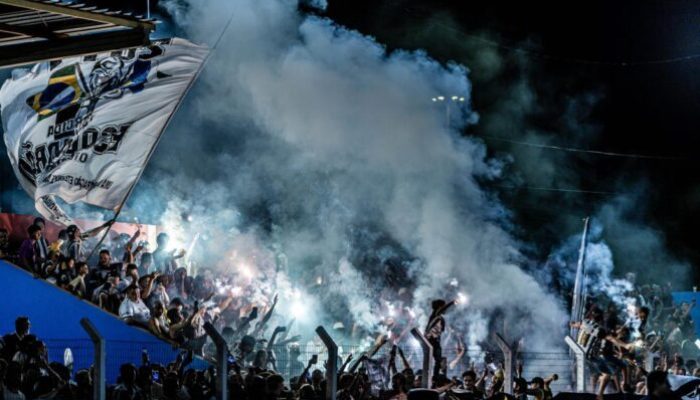 Mais de quatro mil torcedores compareceram ao estádio Jacques da Luz para assistir à final do Campeonato Sul-Mato-Grossense Série A 2026 (Foto: Rodrigo Moreira/@rmp.fotografia)