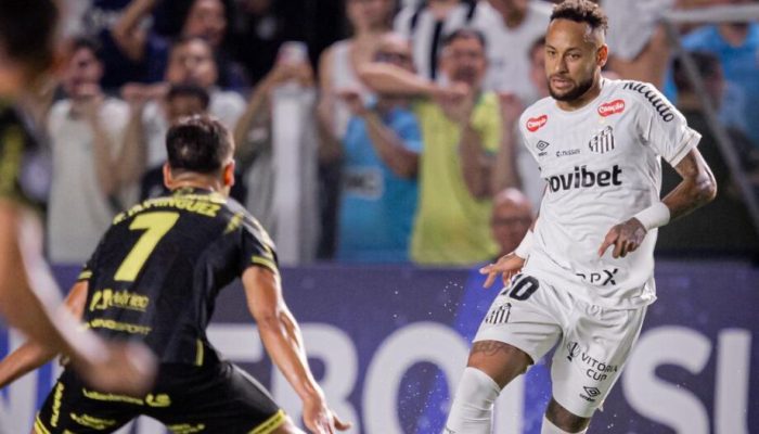 Neymar segue como dúvida para o confronto - Foto: Raul Baretta / Santos. FC